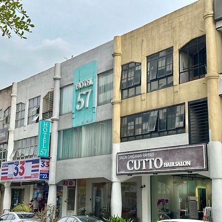 Hotel 57 USJ 21 Subang Jaya Bagian luar foto