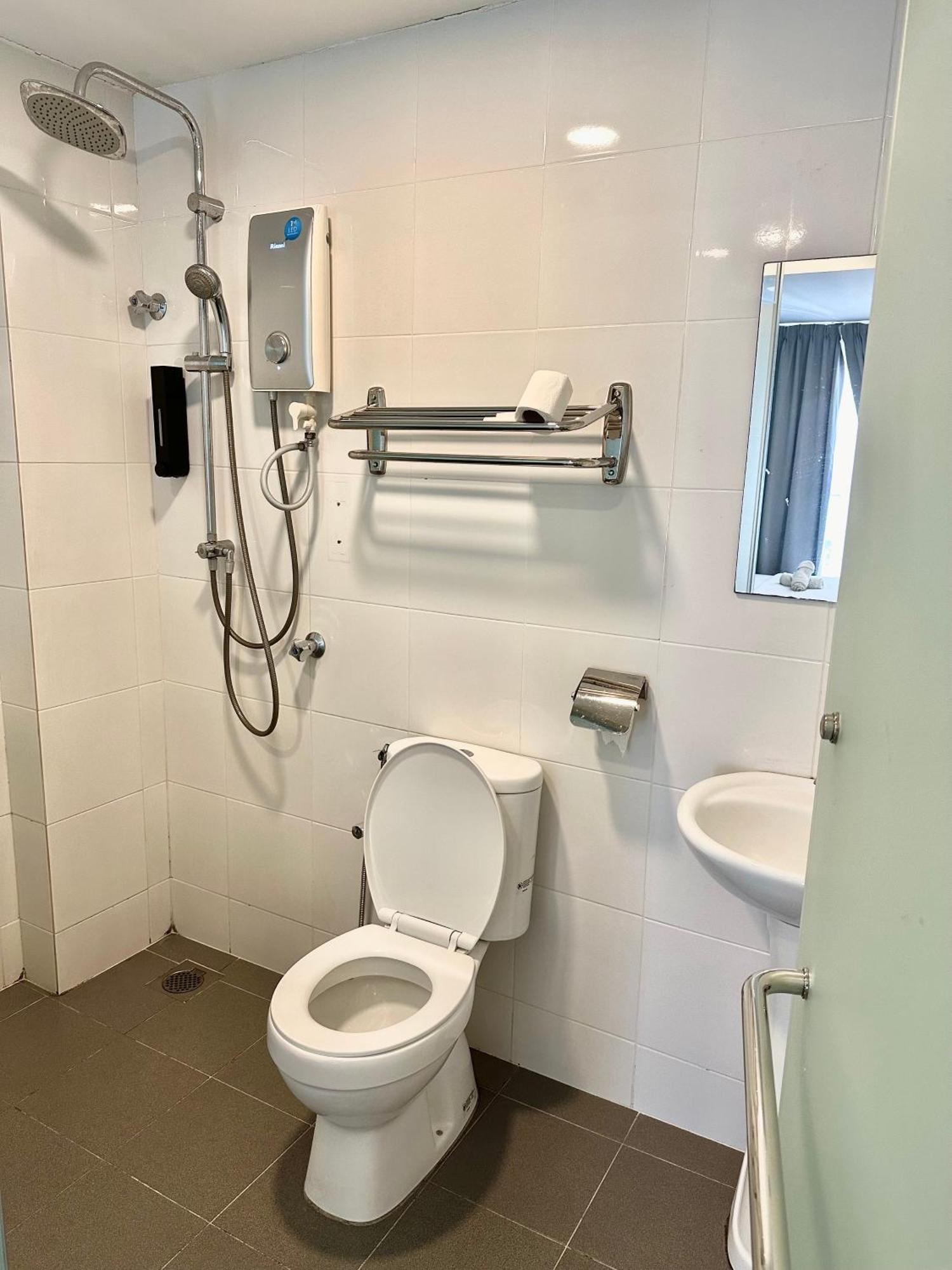 Hotel 57 USJ 21 Subang Jaya Bagian luar foto